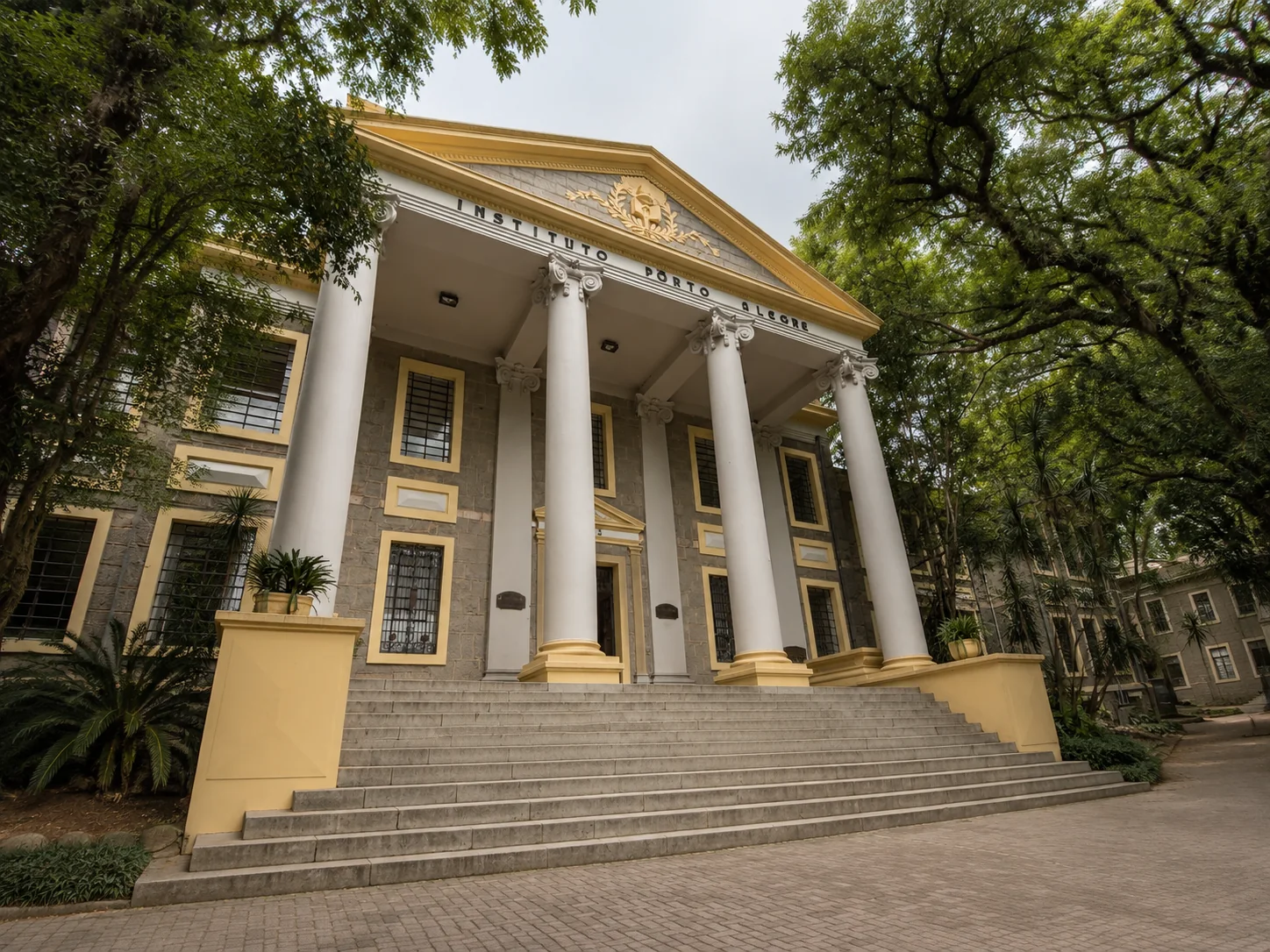 Fachada da Unidade Alfa em Porto Alegre